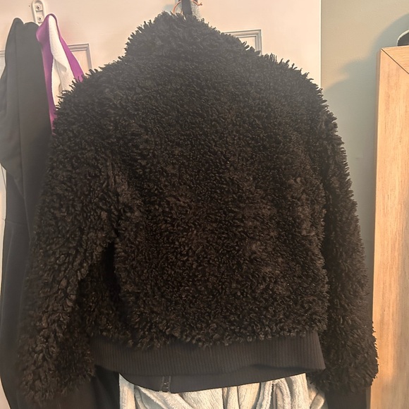 Cozy Sherpa Half-Zip Pullover - Black - Picture 3 of 3